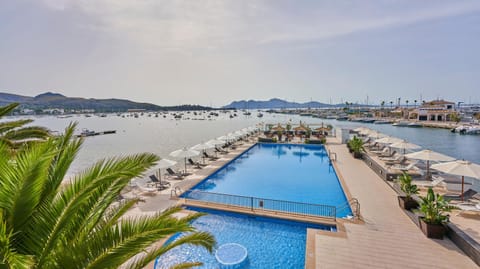 Swimming pool, Swimming pool