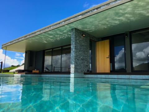 Facade/entrance, Swimming pool, Swimming pool