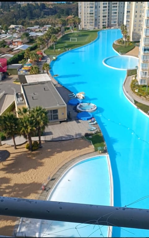 Day, Natural landscape, Bird's eye view, Fitness centre/facilities, Canoeing, Pool view, Swimming pool