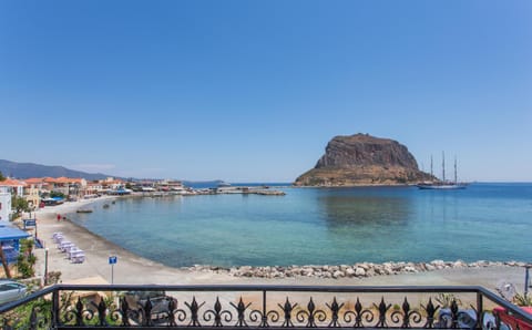 Balcony/Terrace, Landmark view, Sea view