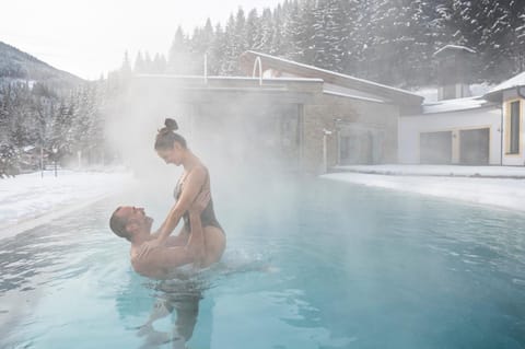 Spa and wellness centre/facilities, Swimming pool