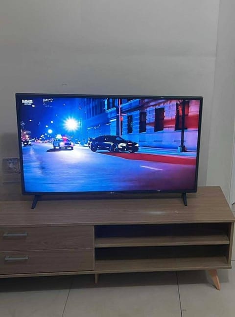 Communal lounge/ TV room, TV and multimedia