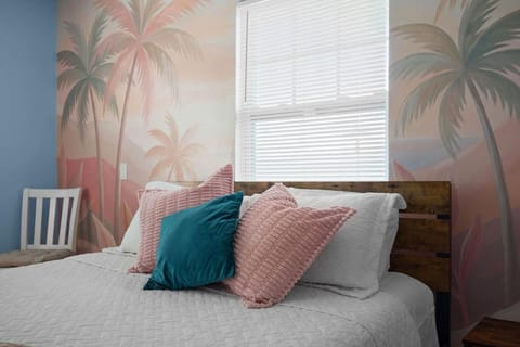 Bed, Bedroom