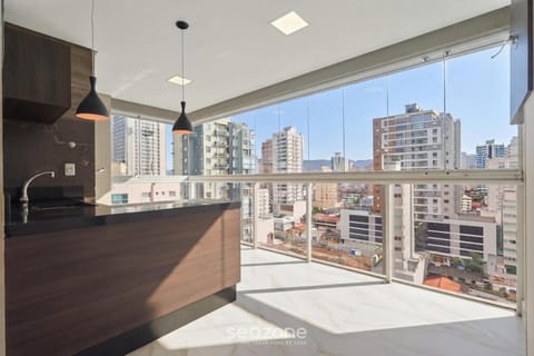 Balcony/Terrace, City view