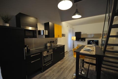Communal lounge/ TV room, Area and facilities