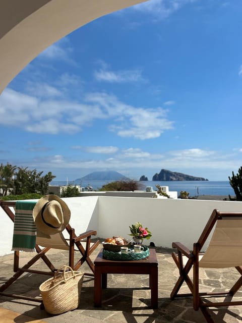 Balcony/Terrace, Food, Sea view