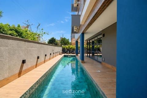 Facade/entrance, Area and facilities, Swimming pool