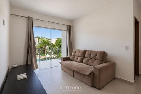 Living room, Pool view