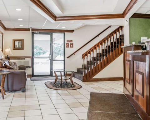 Lobby or reception, On site