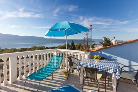 Balcony/Terrace, Garden view, Sea view