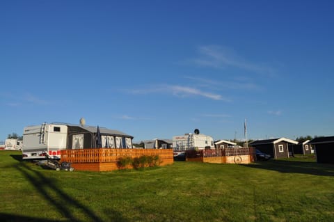 Spring, Day, Other, Other, On site, Street view