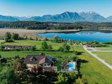 Property building, Nearby landmark, Day, Natural landscape, Bird's eye view, Lake view, Mountain view, Pool view