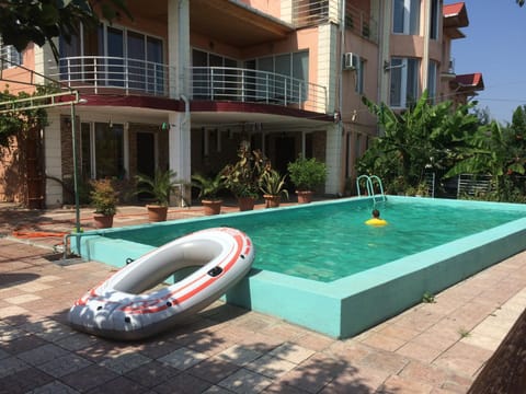 Day, Pool view, Swimming pool, sunbed