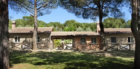 Podere Poggio Mendico Farm Stay in Arezzo