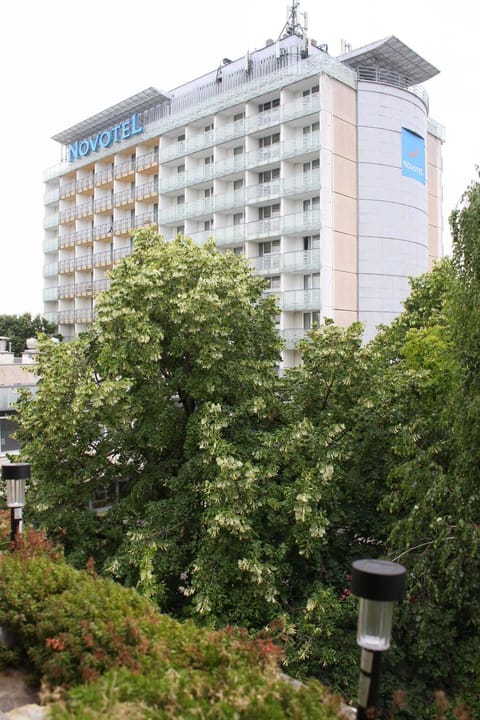 Nearby landmark, Balcony/Terrace