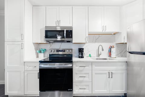 Kitchen or kitchenette, oven, stove