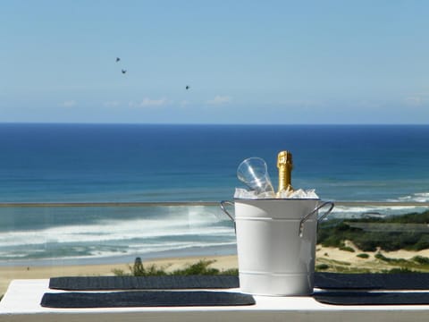 Balcony/Terrace, River view, Sea view