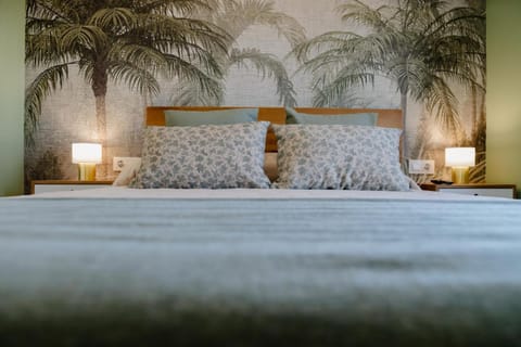 Living room, Bedroom