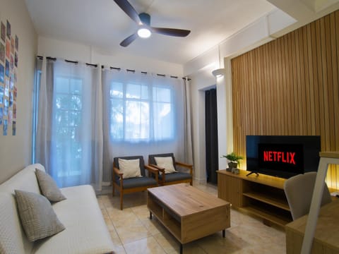 Living room, Seating area, Evening entertainment