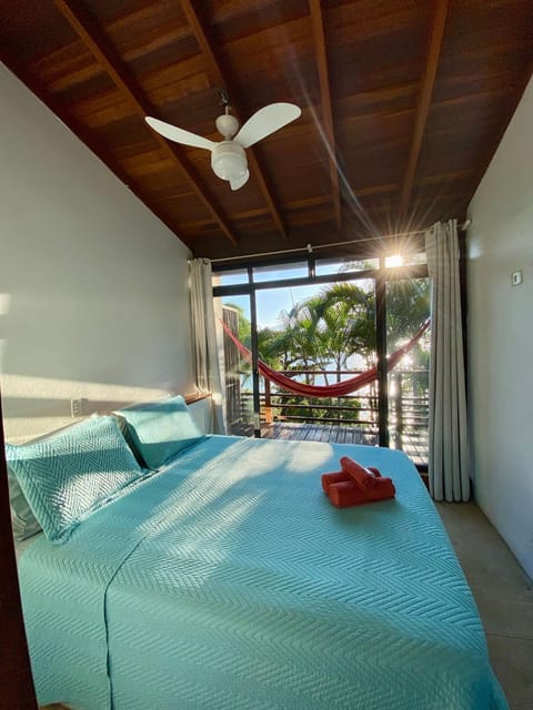 Photo of the whole room, Bedroom, towels