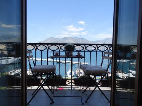 Day, Summer, View (from property/room), Balcony/Terrace, Floor plan, On site, City view, Landmark view, Mountain view, Sea view, Street view