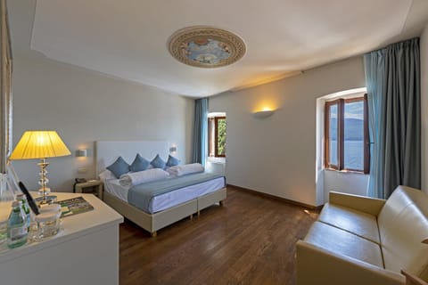 Hotel Baia D'Oro - Adults Only Hotel in Gargnano