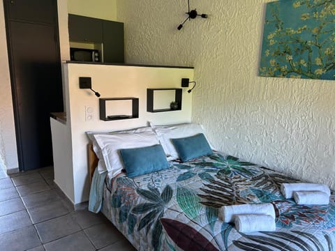 Le Clos des Arbousiers House in Linguizzetta