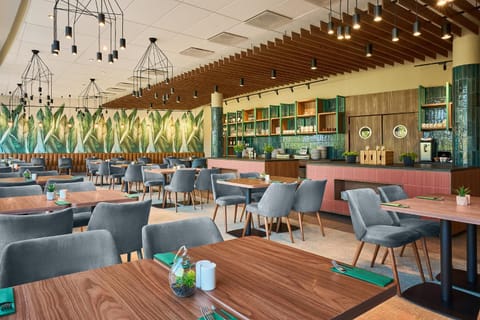 Restaurant/places to eat, Food, Meals