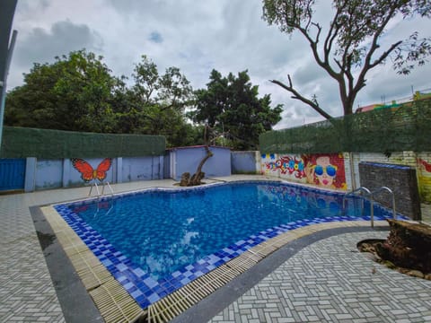 Pool view, Swimming pool, Swimming pool