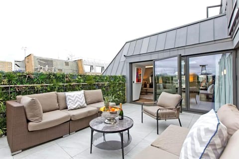 Property building, Patio, Day, View (from property/room), Balcony/Terrace, Seating area
