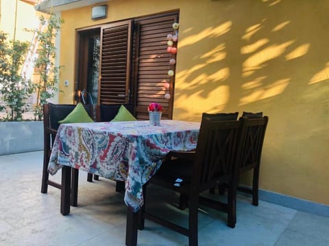 Villa Dolores Apartment in Cademia ulica