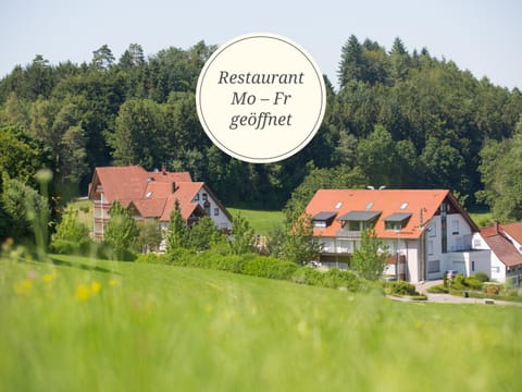 Property building, Restaurant/places to eat, Breakfast