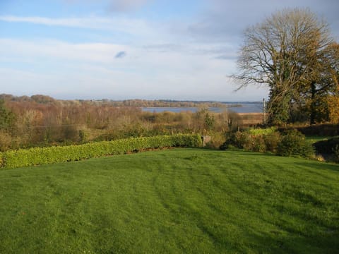 Garden, Lake view