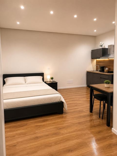 Bed, Kitchen or kitchenette