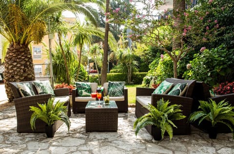 Garden, Food and drinks, Garden view