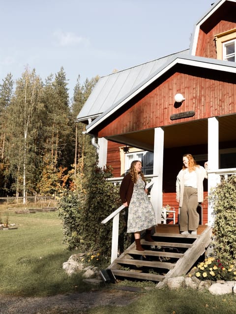 Property building, Garden view