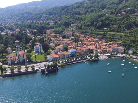 Neighbourhood, Bird's eye view, City view, Lake view