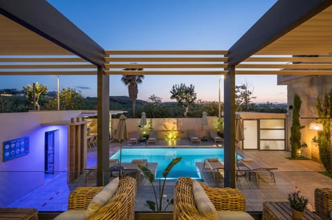 Pool view, Swimming pool