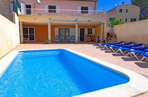 Facade/entrance, Garden, Swimming pool