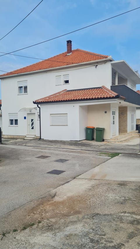 Apartment Lovmar Apartment in Zadar