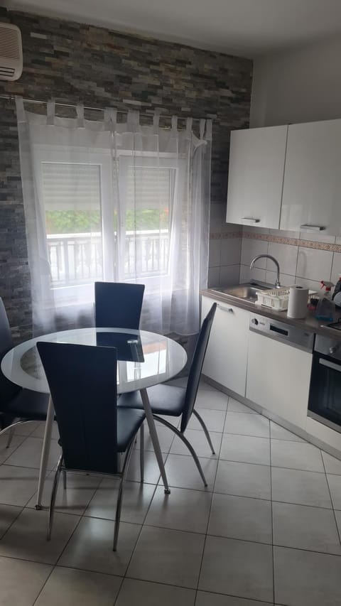 Apartment Lovmar Apartment in Zadar