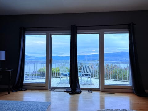 View (from property/room), Balcony/Terrace