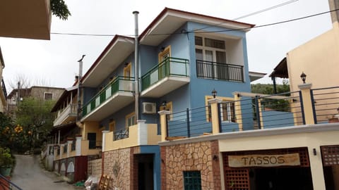 Facade/entrance, Street view