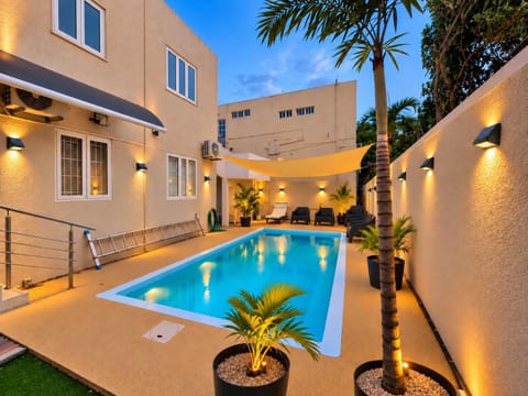Property building, Swimming pool