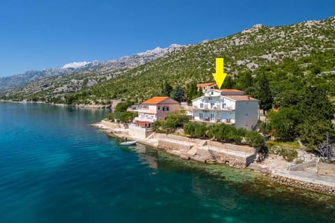 Facade/entrance, Beach