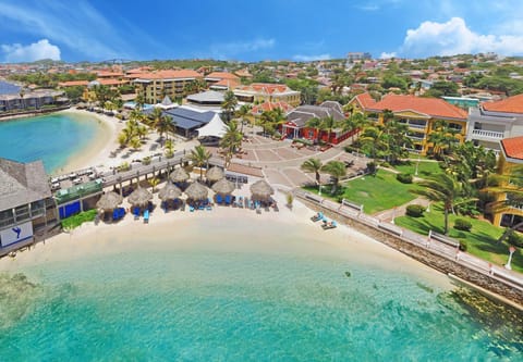 Property building, Bird's eye view, Beach