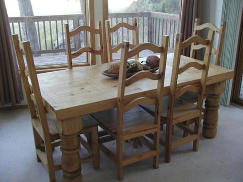 Dining area, On site