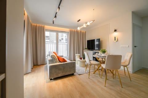 Living room, Photo of the whole room, Dining area