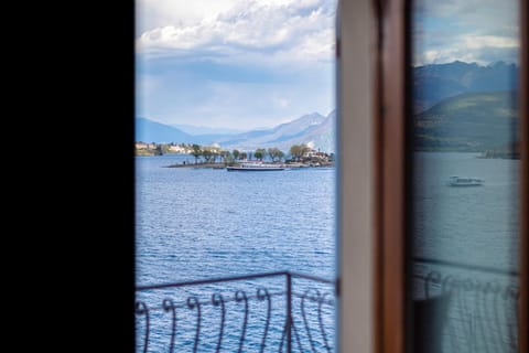 Natural landscape, Lake view, Mountain view