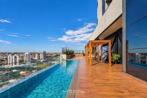 City view, Swimming pool